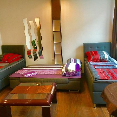 Studio Appartement Zentrum City Hauptbahnhof Nürnberg Eksteriør billede
