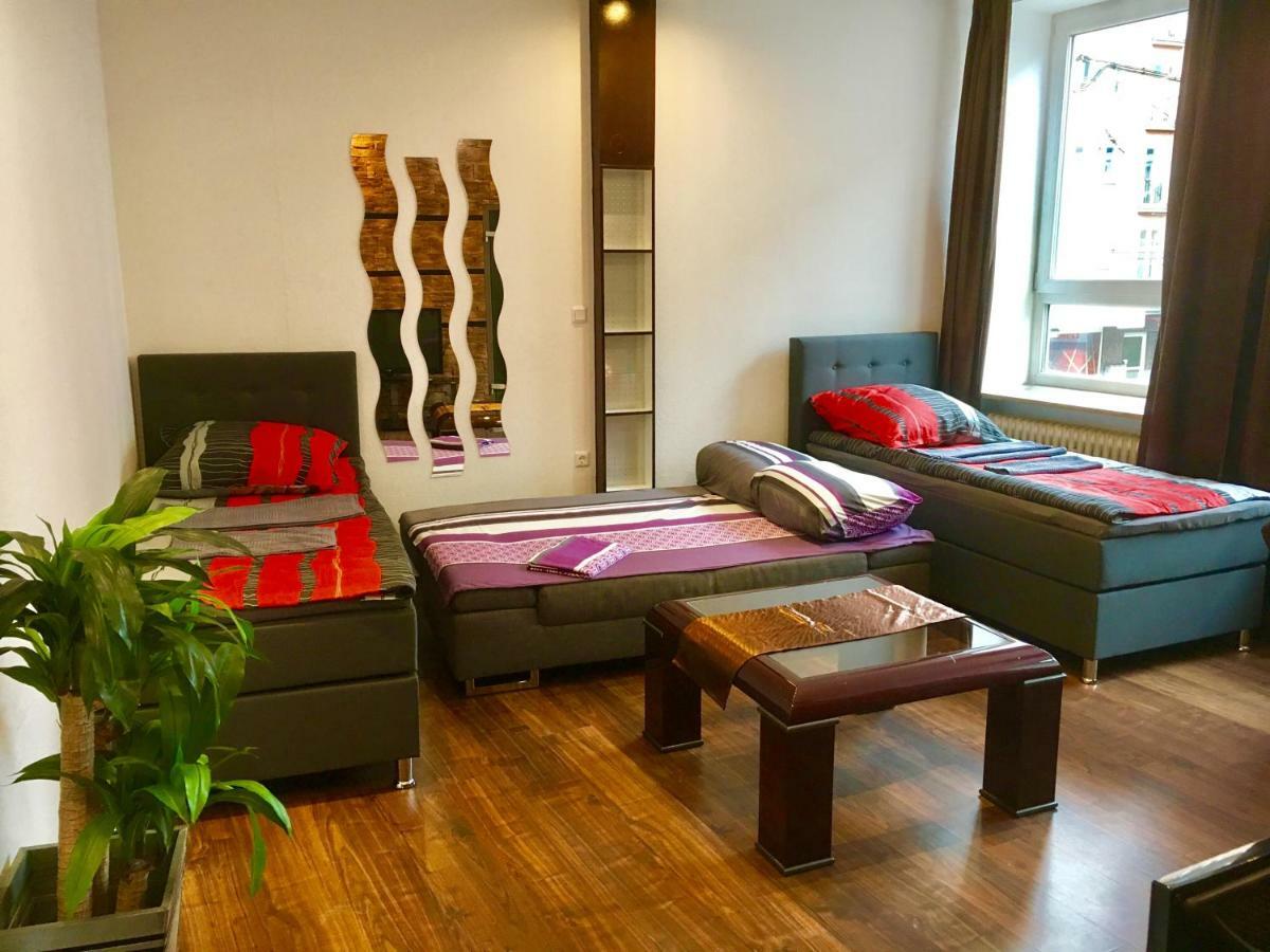Studio Appartement Zentrum City Hauptbahnhof Nürnberg Eksteriør billede